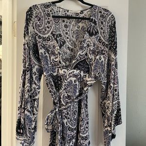 Bellflower dress M like new